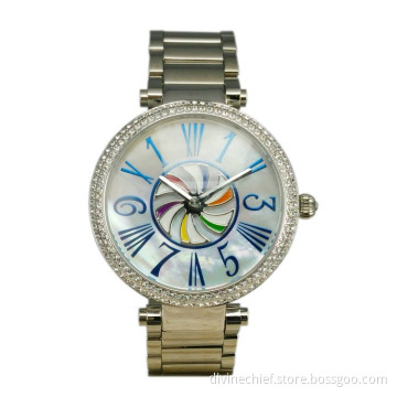 2016 Lastest Fashion CNC Inlaid CZ Stones Wrist Watch Make Custom Watch For Ladies